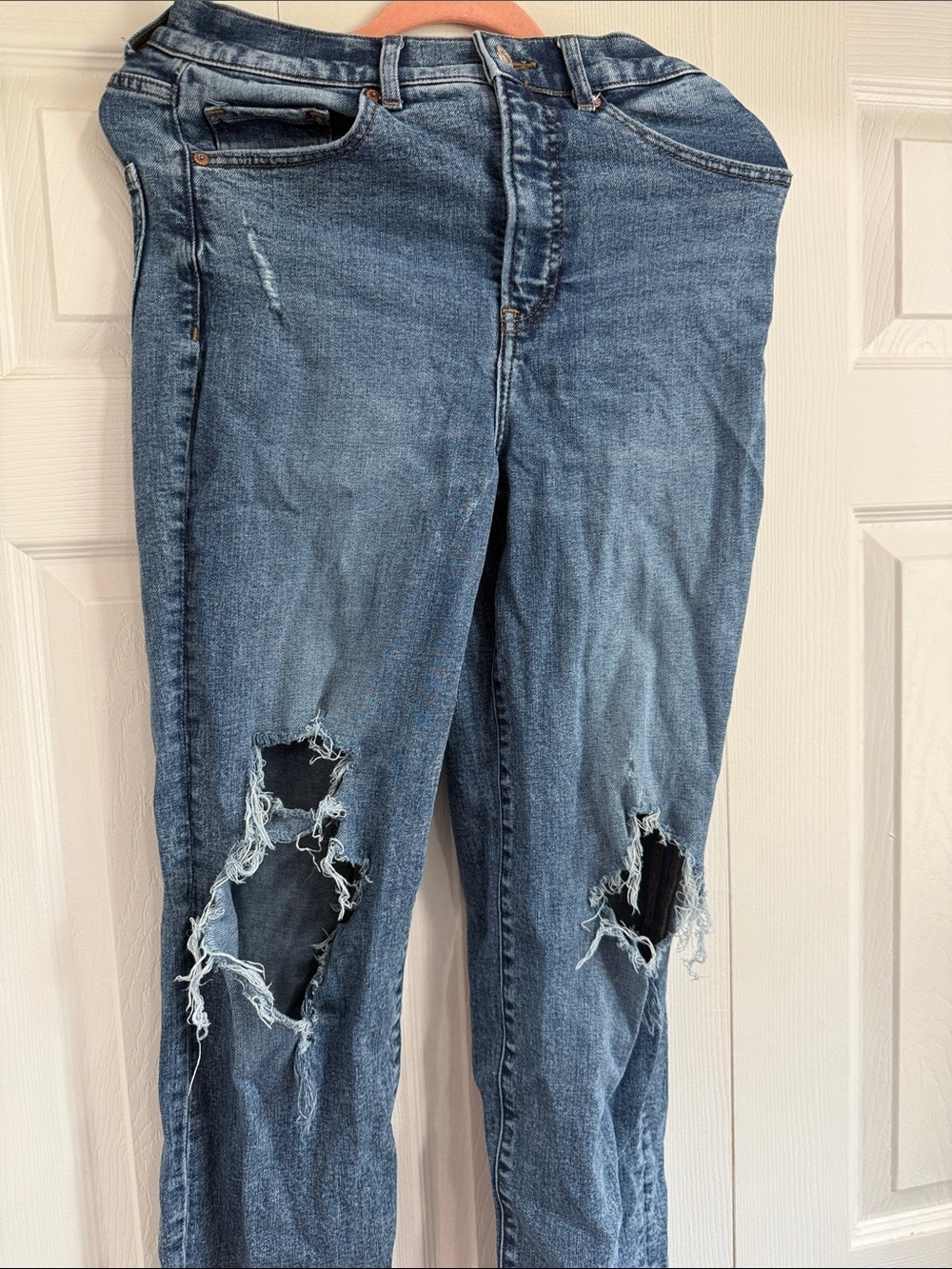 Express Women's Blue Distressed Boyfriend Jeans